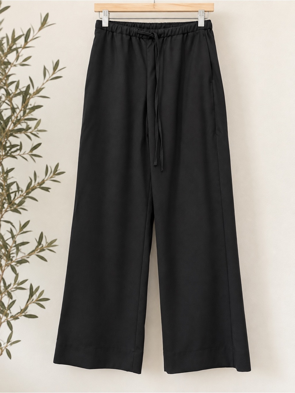 Abercrombie & Fitch Menswear Easy Pull-On Pants Black XS Short